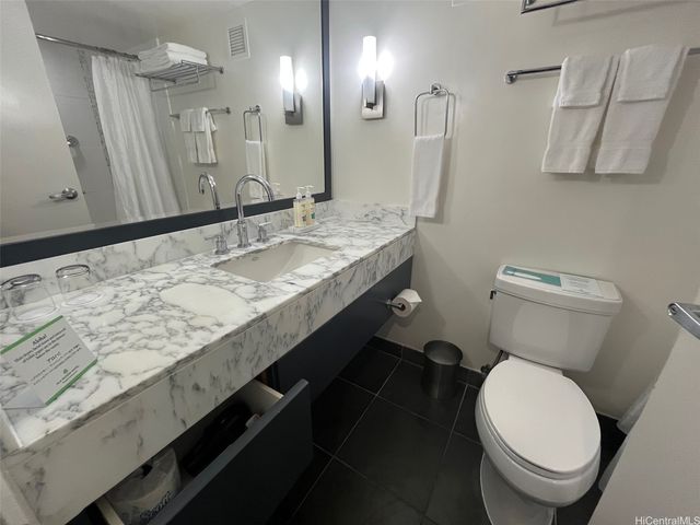 410 Atkinson Drive 752, Honolulu, HI 96814