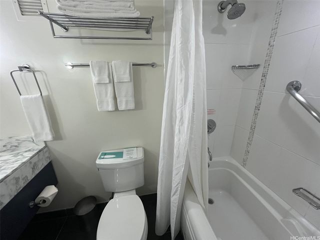 410 Atkinson Drive 752, Honolulu, HI 96814