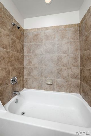 210 15th E 60, Tuscaloosa, AL 35401
