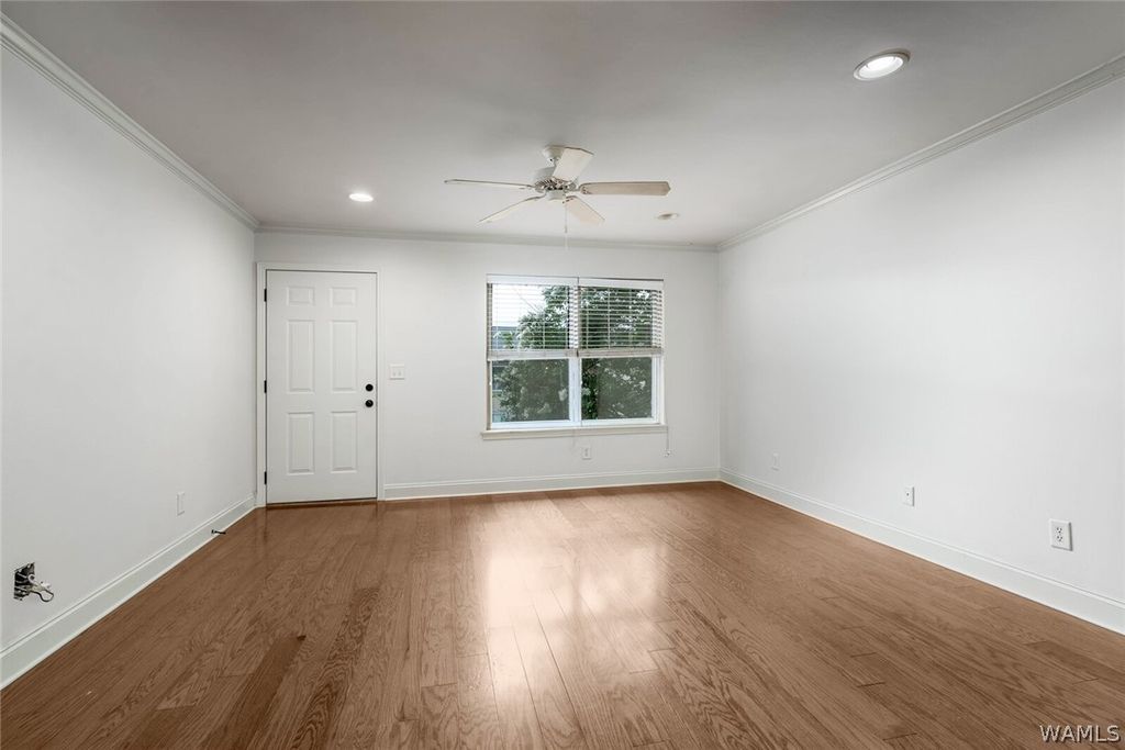 210 15th E 60, Tuscaloosa, AL 35401