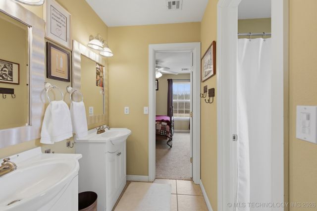 10289 Sahoma Lake Road, Sapulpa, OK 74066