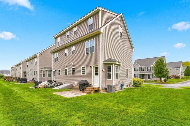 59 Riley Rd 59, Tyngsborough, MA 01879