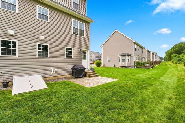 59 Riley Rd 59, Tyngsborough, MA 01879