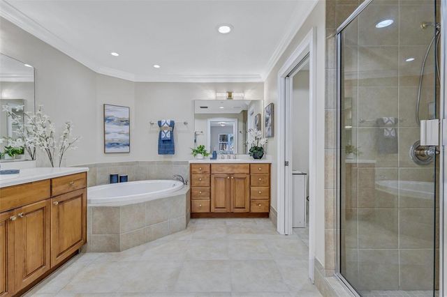 606 RIVIERA DUNES WAY 201, Palmetto, FL 34221