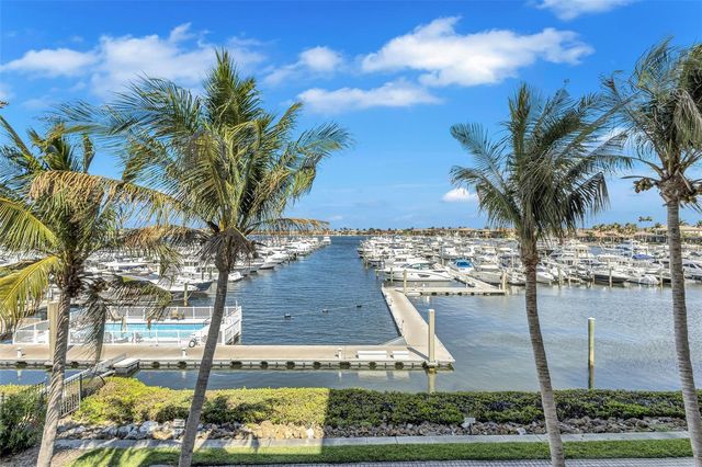 606 RIVIERA DUNES WAY 201, Palmetto, FL 34221