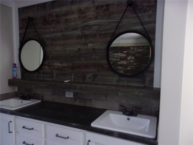 11135 Remi Drive, Elkins, AR 72727