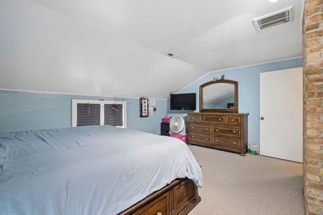 4148 Maple Avenue, Lyons, IL 60534