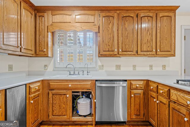 210 Wildwood Drive, Cartersville, GA 30120