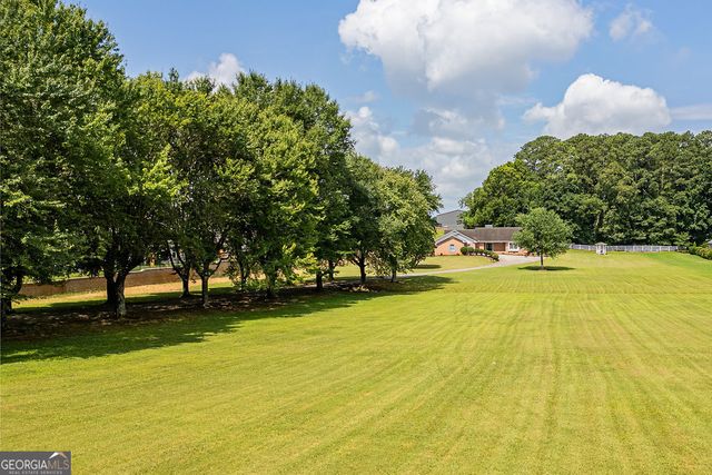 210 Wildwood Drive, Cartersville, GA 30120