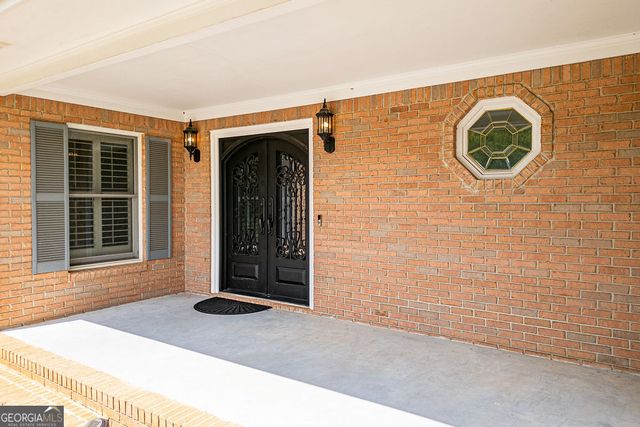 210 Wildwood Drive, Cartersville, GA 30120
