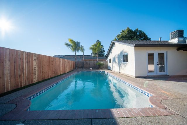 776 Folsom way, Manteca, CA 95337