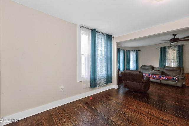 37 Main Street, Ballston, NY 12019