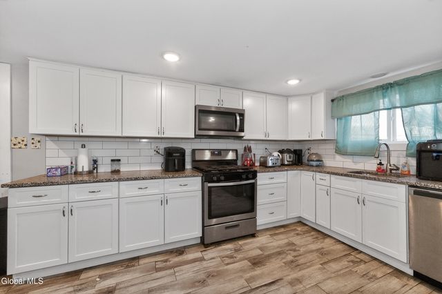 37 Main Street, Ballston, NY 12019