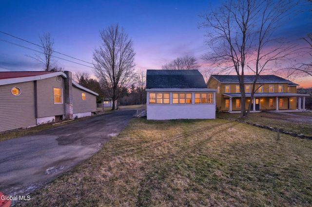 37 Main Street, Ballston, NY 12019