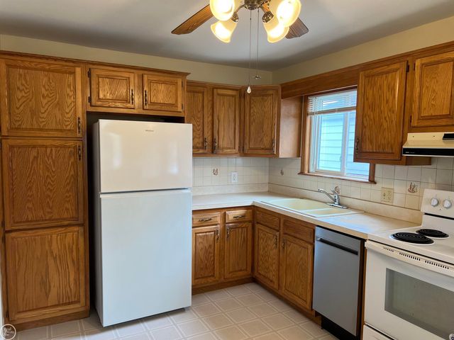 19877 Woodward Street, Clinton Township, MI 48035