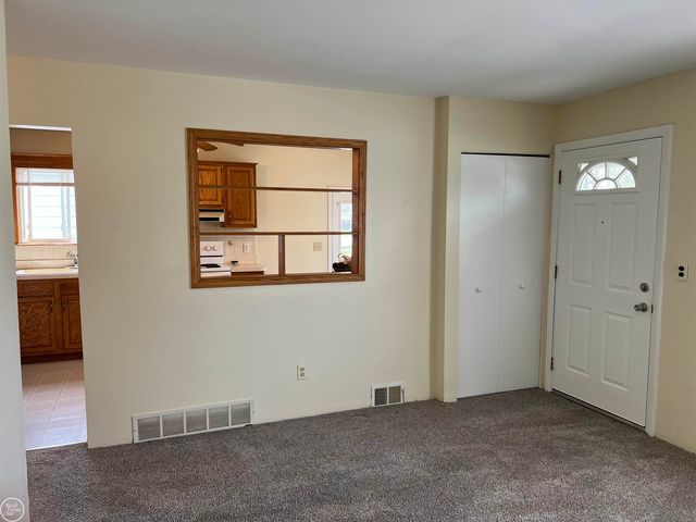 19877 Woodward Street, Clinton Township, MI 48035