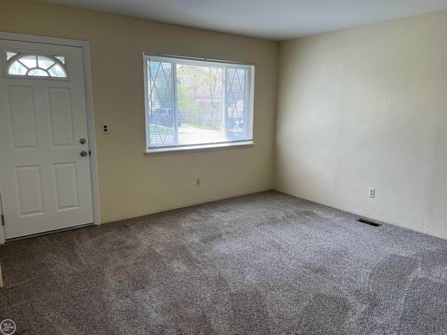 19877 Woodward Street, Clinton Township, MI 48035