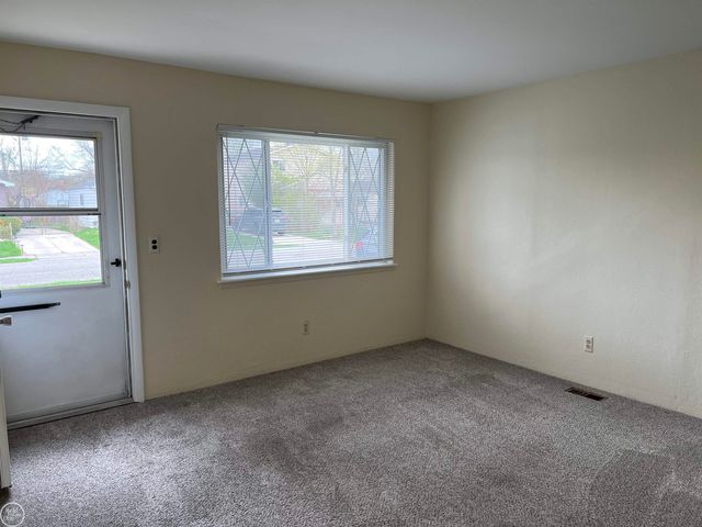 19877 Woodward Street, Clinton Township, MI 48035