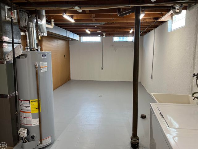 19877 Woodward Street, Clinton Township, MI 48035