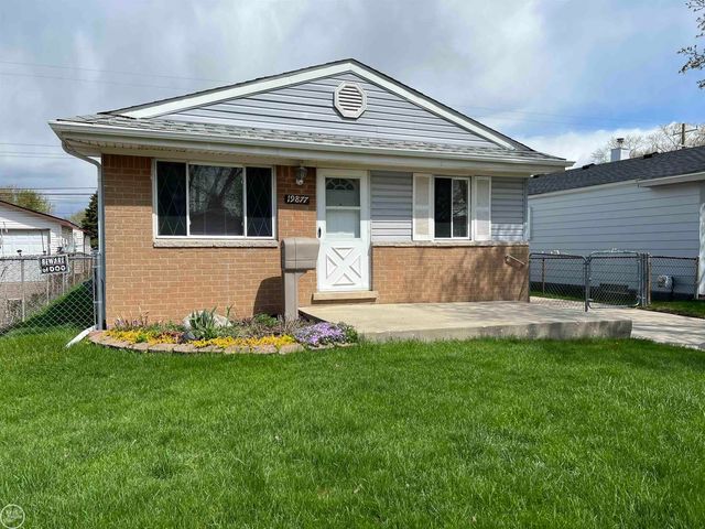 19877 Woodward Street, Clinton Township, MI 48035