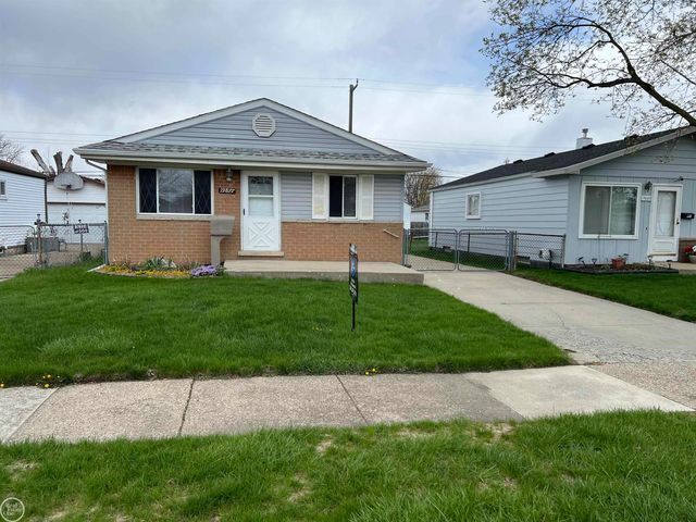 19877 Woodward Street, Clinton Township, MI 48035