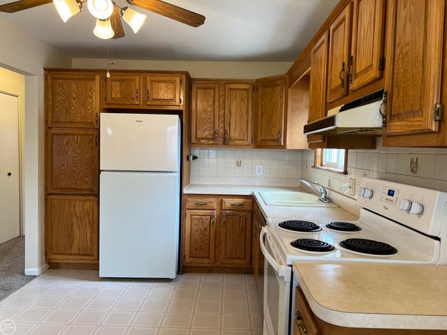 19877 Woodward Street, Clinton Township, MI 48035