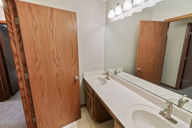 24027 Douglas Drive, Plainfield, IL 60585