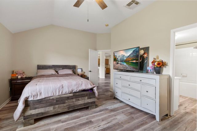 29106 Foxingham Circle, Spring, TX 77386