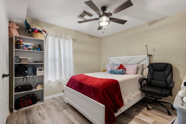 29106 Foxingham Circle, Spring, TX 77386