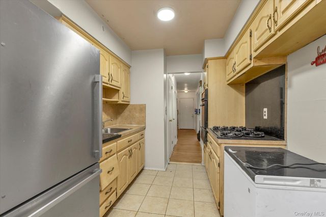 117-21 Francis Lewis Boulevard, Cambria Heights, NY 11411