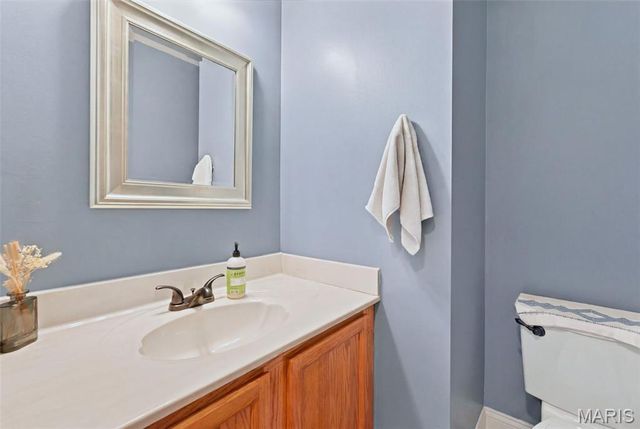 16337 Hampden Place, Florissant, MO 63034
