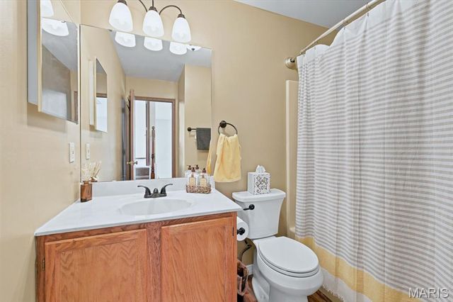16337 Hampden Place, Florissant, MO 63034