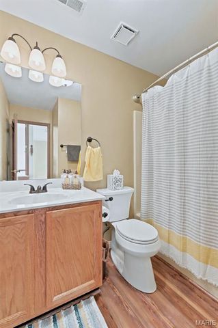 16337 Hampden Place, Florissant, MO 63034