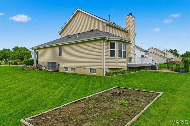 16337 Hampden Place, Florissant, MO 63034