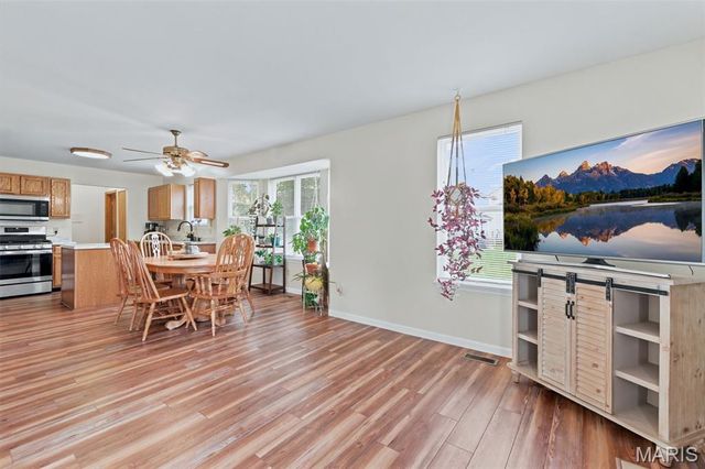 16337 Hampden Place, Florissant, MO 63034