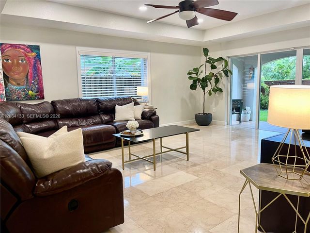 14121 SW 130th Ave, Miami, FL 33186