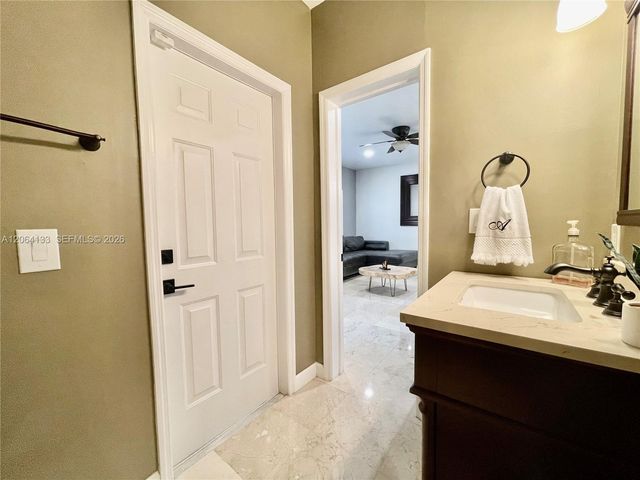 14121 SW 130th Ave, Miami, FL 33186