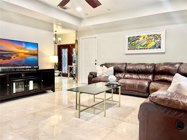 14121 SW 130th Ave, Miami, FL 33186