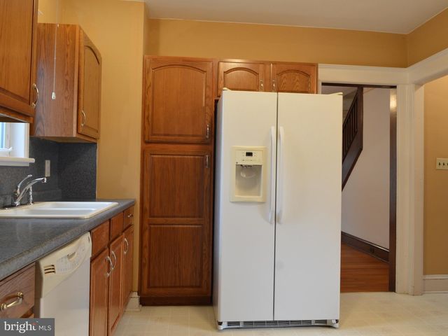 2203 FAIRVIEW AVE, Easton, PA 18042