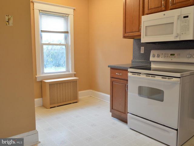 2203 FAIRVIEW AVE, Easton, PA 18042