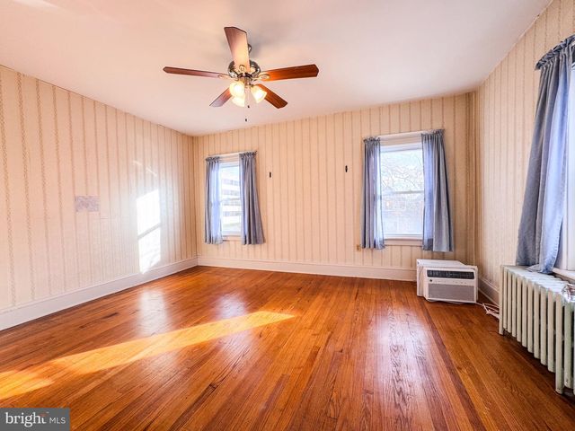 2203 FAIRVIEW AVE, Easton, PA 18042