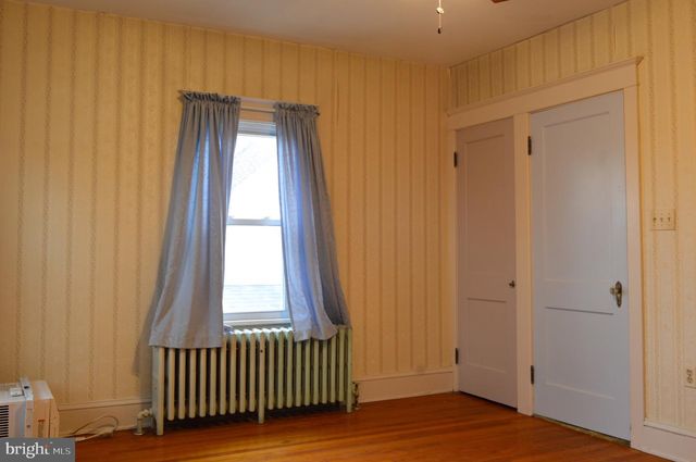 2203 FAIRVIEW AVE, Easton, PA 18042