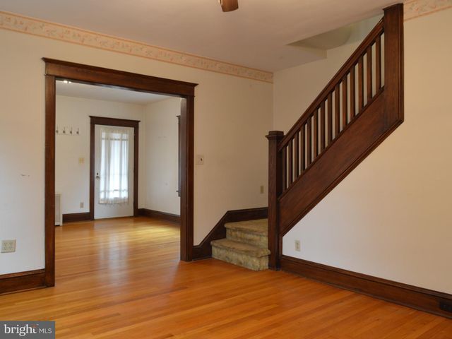 2203 FAIRVIEW AVE, Easton, PA 18042