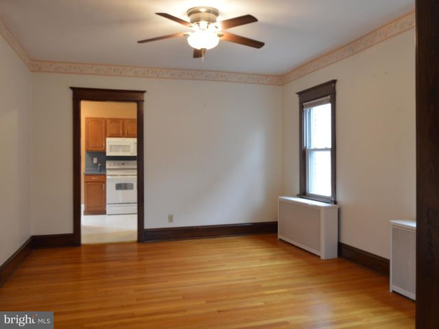 2203 FAIRVIEW AVE, Easton, PA 18042