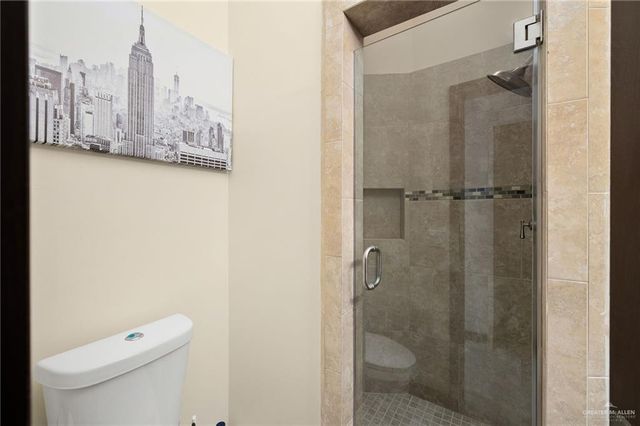 914 Rio Grande Drive, Mission, TX 78572