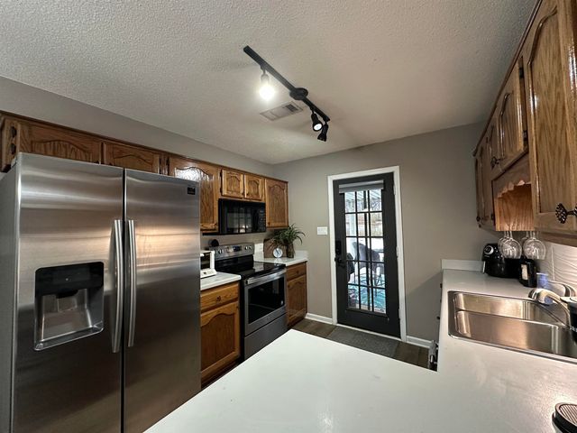 3004 WOODLAND ELM CV N, Lakeland, TN 38002