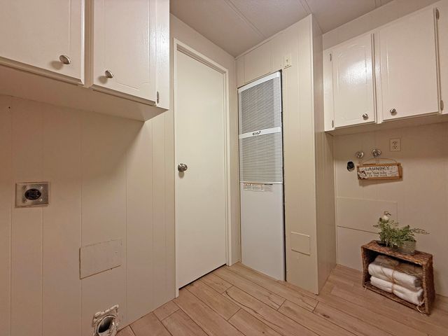 1127 Redwood Boulevard, Redding, CA 96003