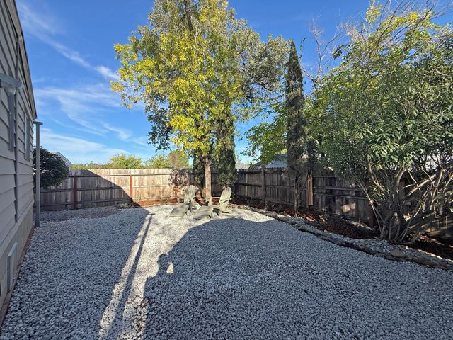 1127 Redwood Boulevard, Redding, CA 96003