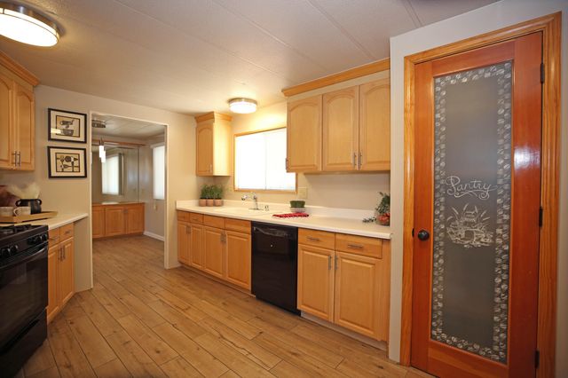 1127 Redwood Boulevard, Redding, CA 96003