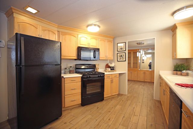 1127 Redwood Boulevard, Redding, CA 96003